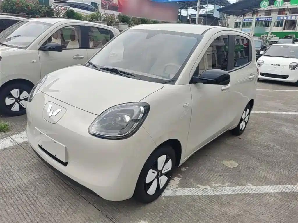 Hongguang MINIEV 2025 Fourth Generation Four-Door Advanced Model — миниатюра 2