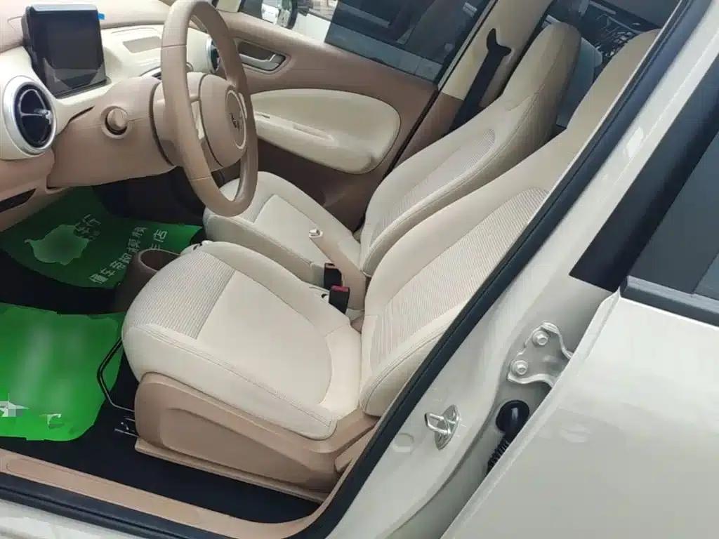 Hongguang MINIEV 2025 Fourth Generation Four-Door Advanced Model — миниатюра 15
