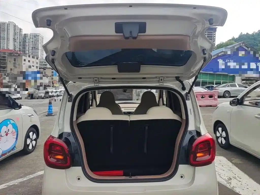 Hongguang MINIEV 2025 Fourth Generation Four-Door Advanced Model — миниатюра 19