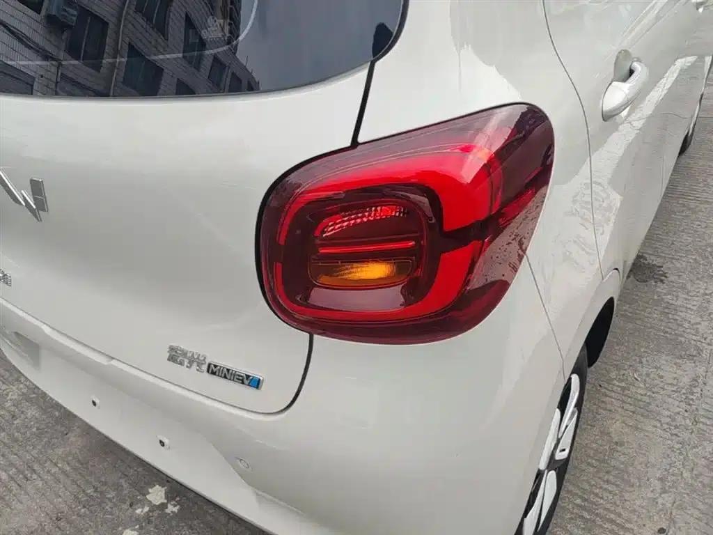 Hongguang MINIEV 2025 Fourth Generation Four-Door Advanced Model — миниатюра 8