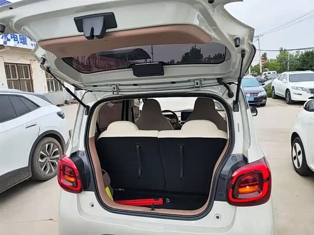 Hongguang MINIEV 2025 Fourth Generation Four-Door Premium Edition — миниатюра 19