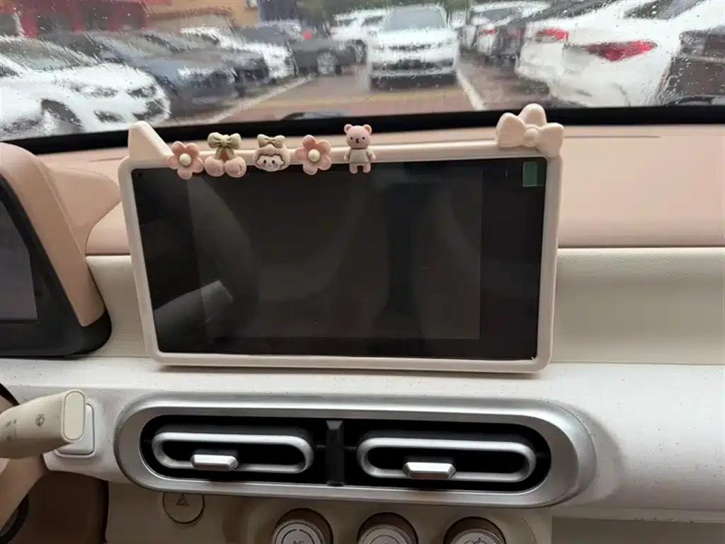 Hongguang MINIEV 2024 Third Generation 215km/h Advanced Edition — миниатюра 11