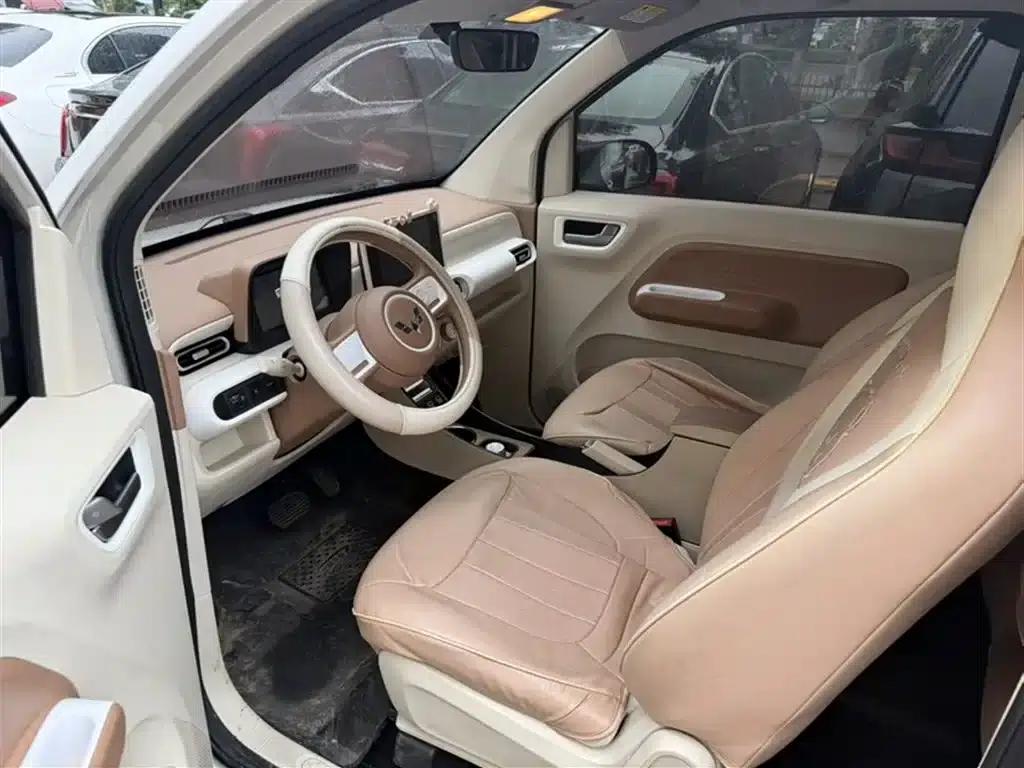 Hongguang MINIEV 2024 Third Generation 215km/h Advanced Edition — миниатюра 12