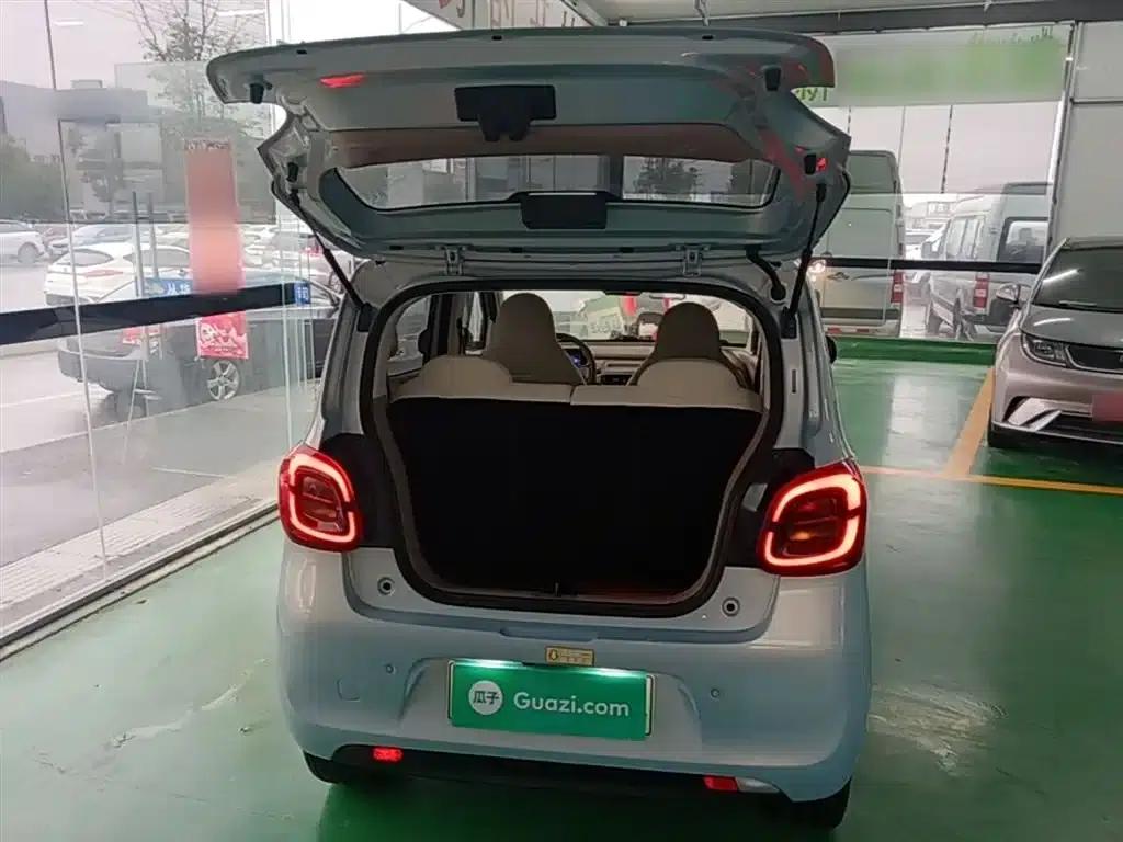 Hongguang MINIEV 2025 Fourth Generation Four-Door Advanced Model — миниатюра 19