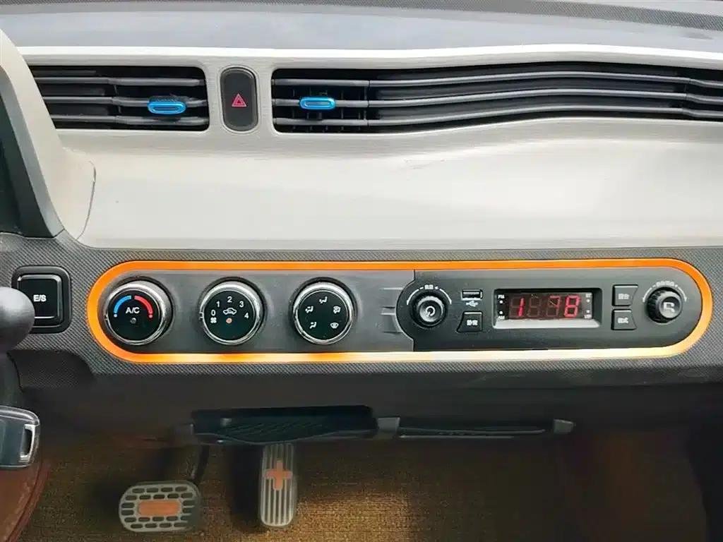 Hongguang MINIEV 2020 Model, Comfort Edition, Lithium Iron Phosphate — миниатюра 13