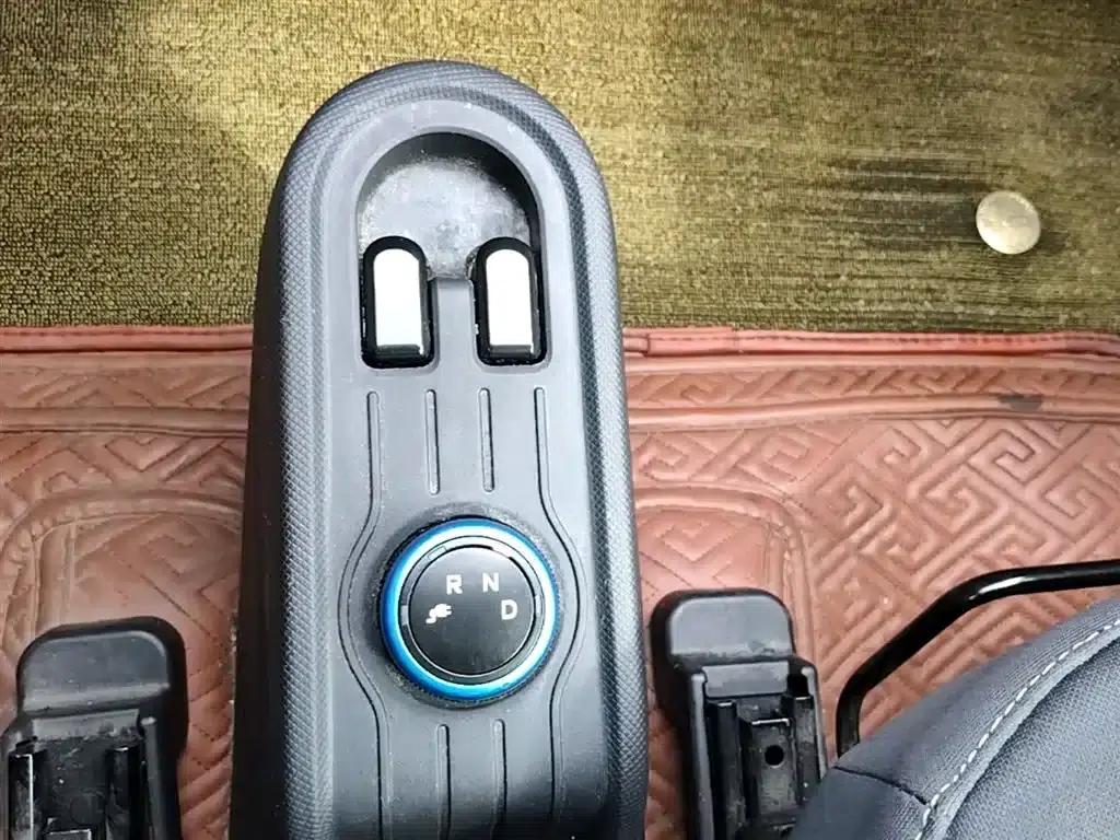 Hongguang MINIEV 2020 Model, Comfort Edition, Lithium Iron Phosphate — миниатюра 14