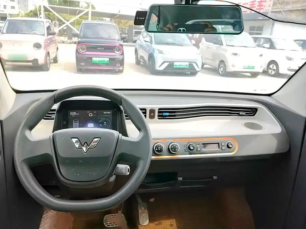 Hongguang MINIEV 2020 Model, Comfort Edition, Lithium Iron Phosphate — миниатюра 10