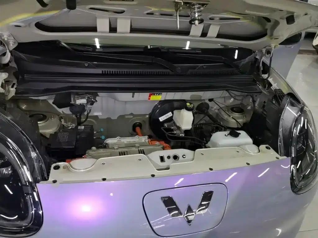 Hongguang MINIEV 2025 Fourth Generation Four-Door Premium+ Edition — миниатюра 20