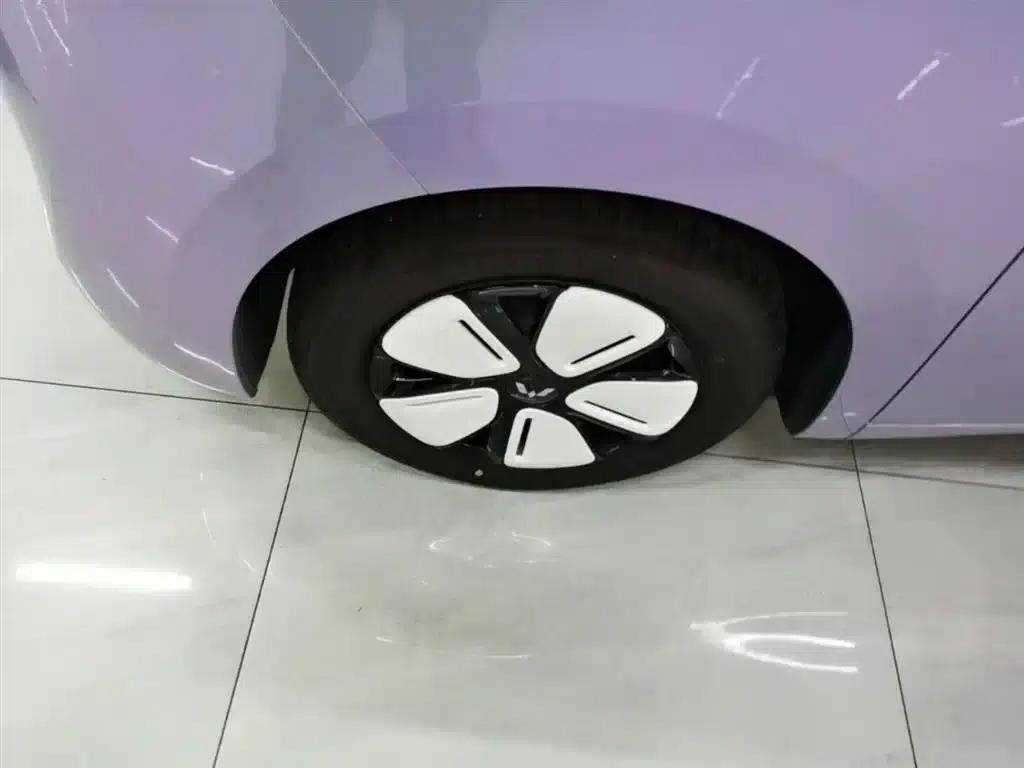 Hongguang MINIEV 2025 Fourth Generation Four-Door Premium+ Edition — миниатюра 23