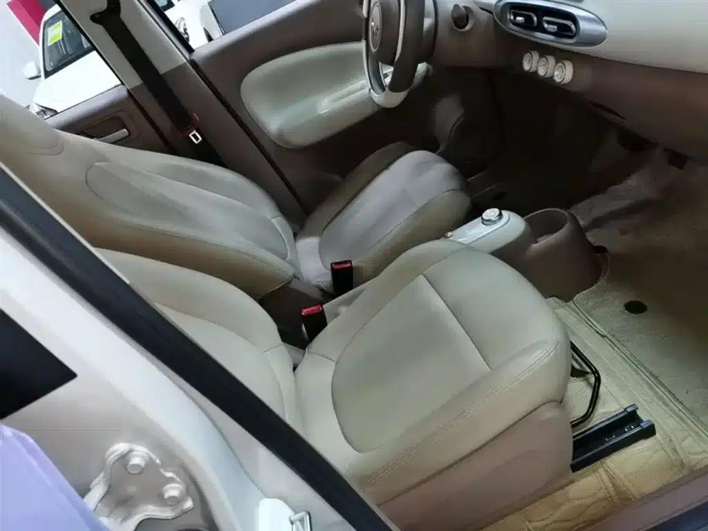 Hongguang MINIEV 2025 Fourth Generation Four-Door Premium+ Edition — миниатюра 25