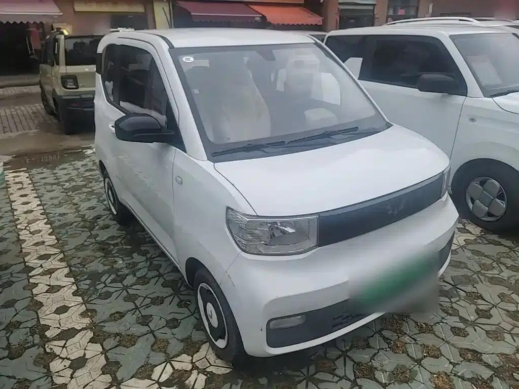 Hongguang MINIEV 2022 Enjoy Edition (Lithium Iron Phosphate) — миниатюра 4