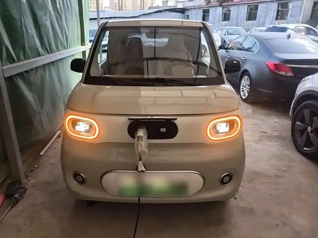 Hongguang MINIEV 2024 Third Generation 215km/h Youth Edition — миниатюра 3