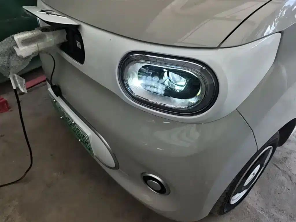 Hongguang MINIEV 2024 Third Generation 215km/h Youth Edition — миниатюра 24