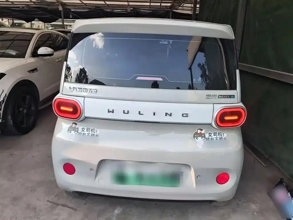 Hongguang MINIEV 2024 Third Generation 215km/h Youth Edition — миниатюра 6