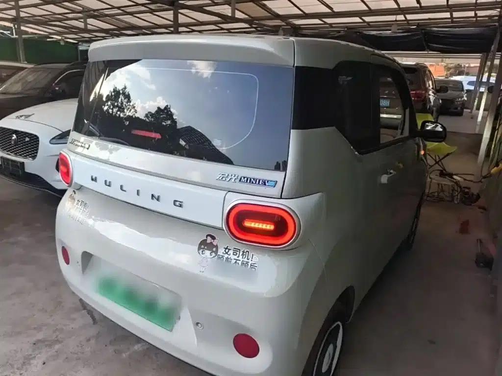 Hongguang MINIEV 2024 Third Generation 215km/h Youth Edition — миниатюра 7