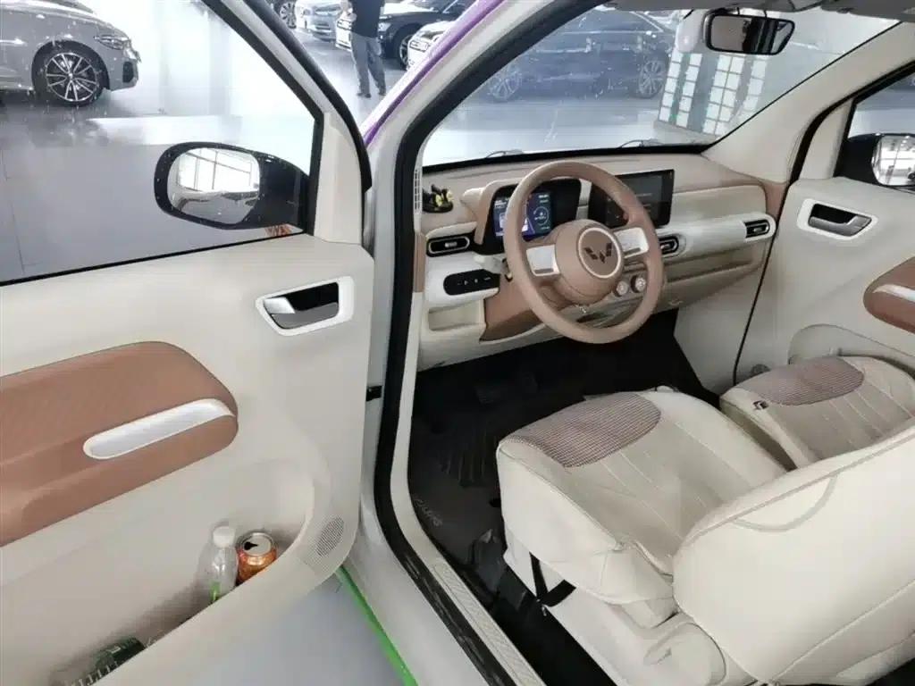 Hongguang MINIEV 2024 Third Generation 215km/h Advanced Edition — миниатюра 16