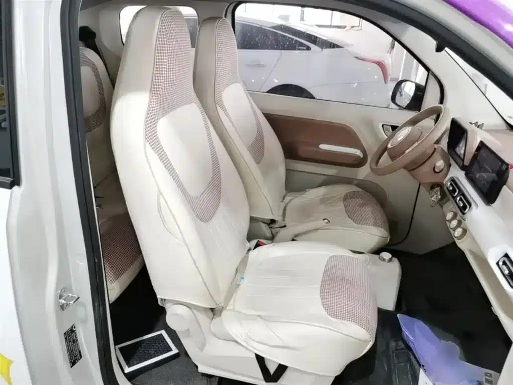 Hongguang MINIEV 2024 Third Generation 215km/h Advanced Edition — миниатюра 25