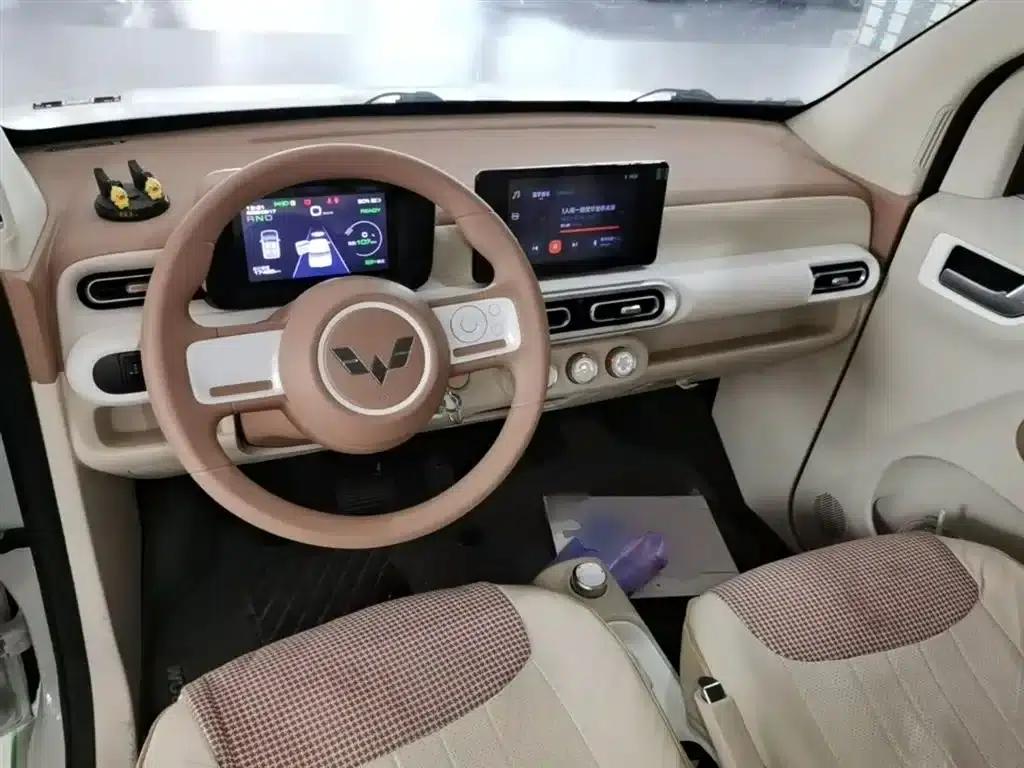 Hongguang MINIEV 2024 Third Generation 215km/h Advanced Edition — миниатюра 10