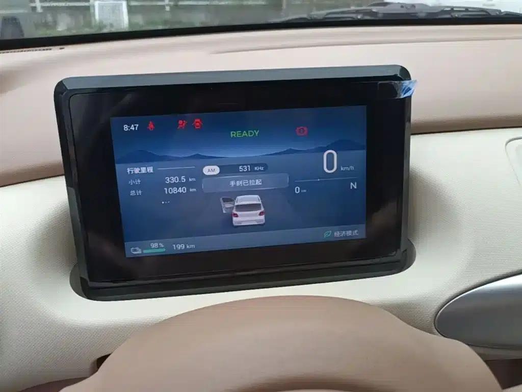 Hongguang MINIEV 2025 Fourth Generation Four-Door Advanced Model — миниатюра 12