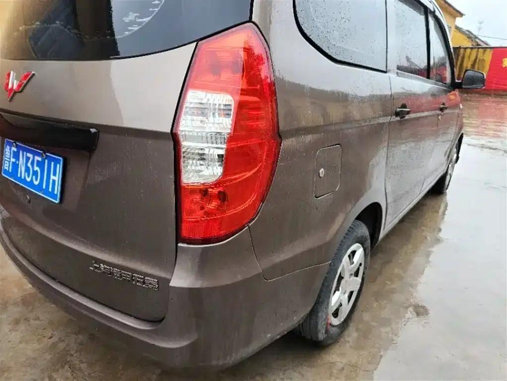 Wuling Hongguang 2015 1.5L S Basic Model (National IV Emission Standard) — миниатюра 9
