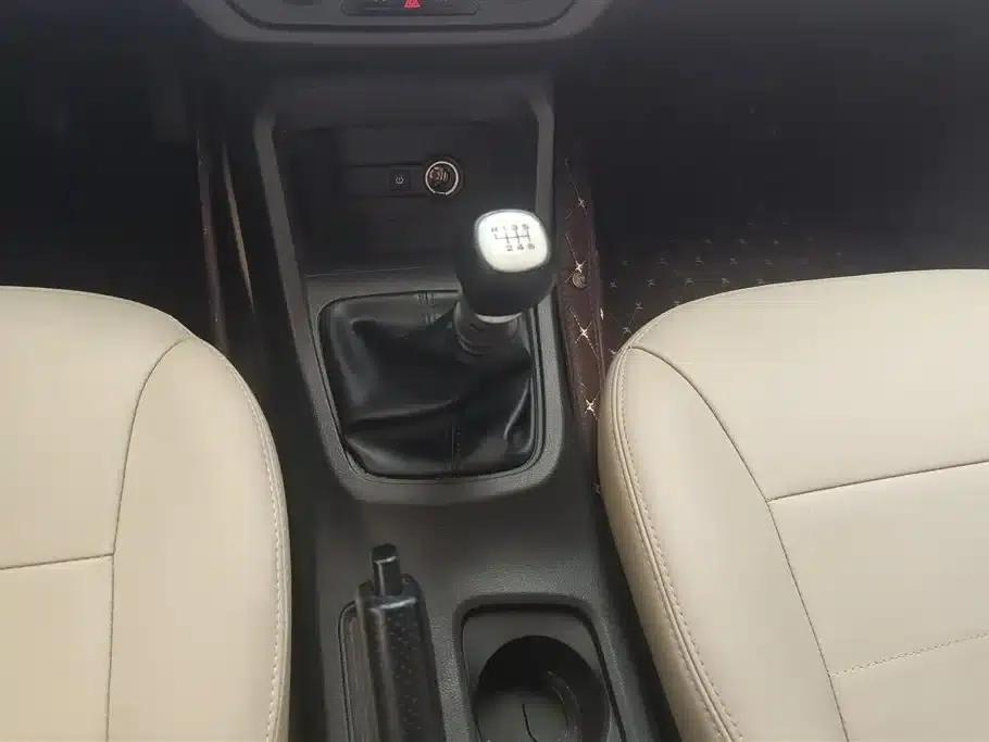 Wuling Hongguang 2021 1.5L S Standard LAR — миниатюра 16