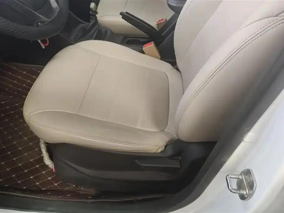 Wuling Hongguang 2021 1.5L S Standard LAR — миниатюра 9