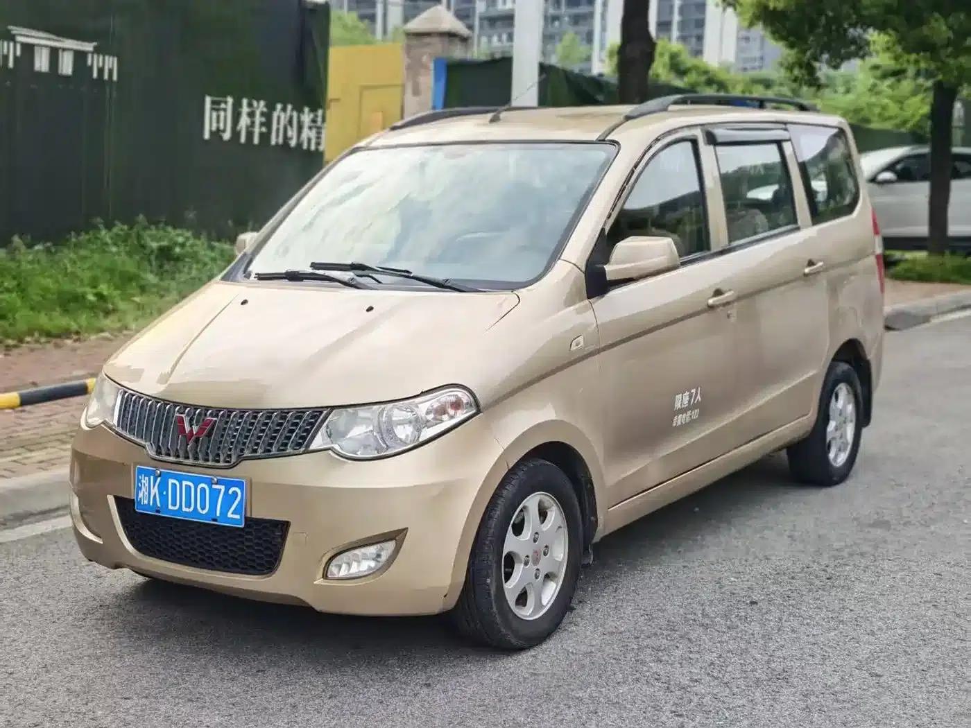 Wuling Hongguang 2014 1.2L Standard Edition (National IV Emission Standard) — миниатюра 1