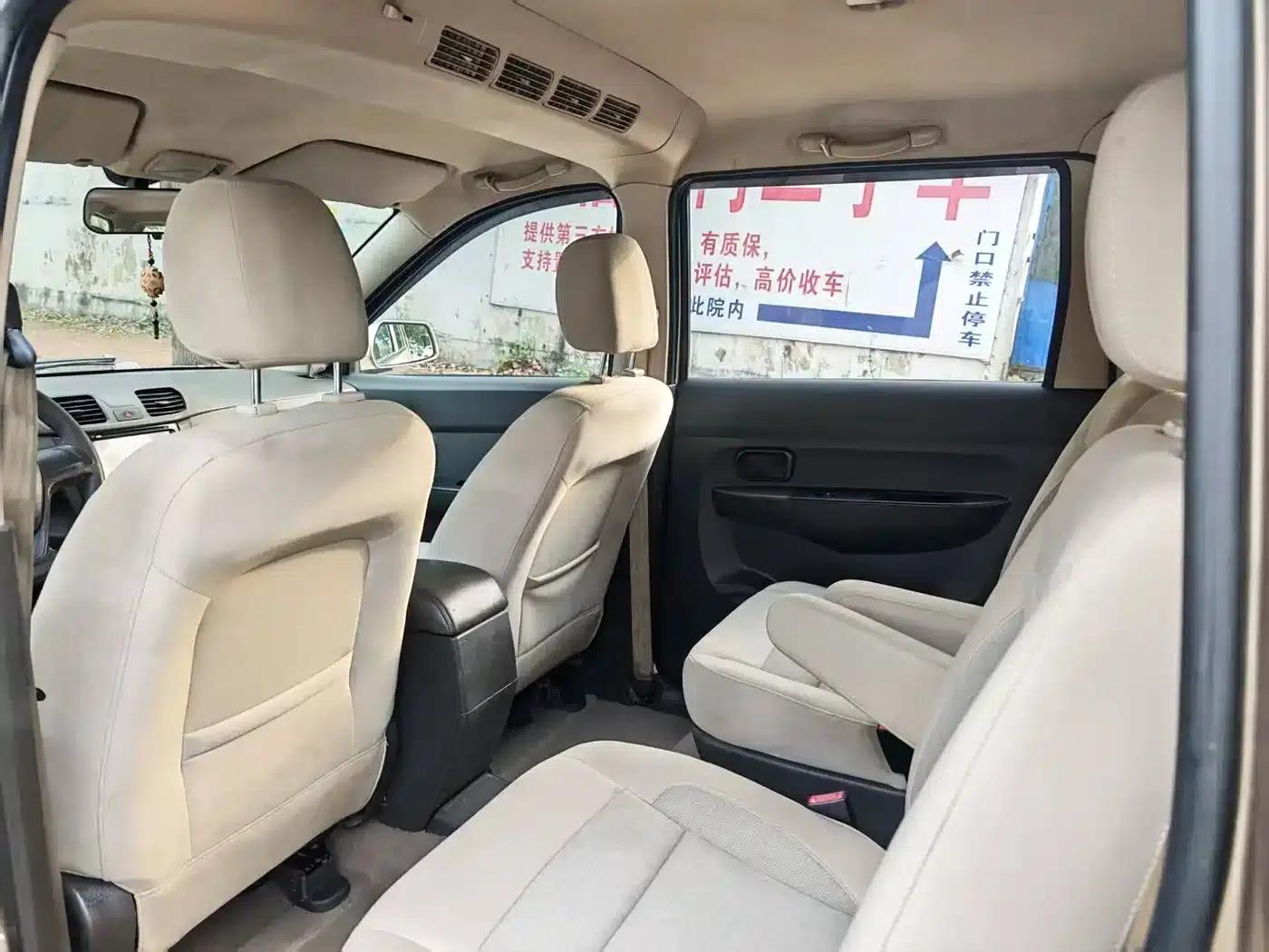 Wuling Hongguang 2014 1.2L Standard Edition (National IV Emission Standard) — миниатюра 4