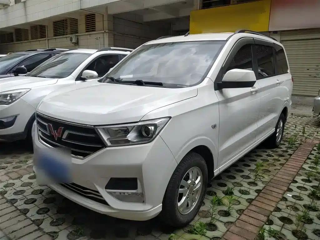 Wuling Hongguang 2018 1.5L S Comfort Model L2B — миниатюра 1