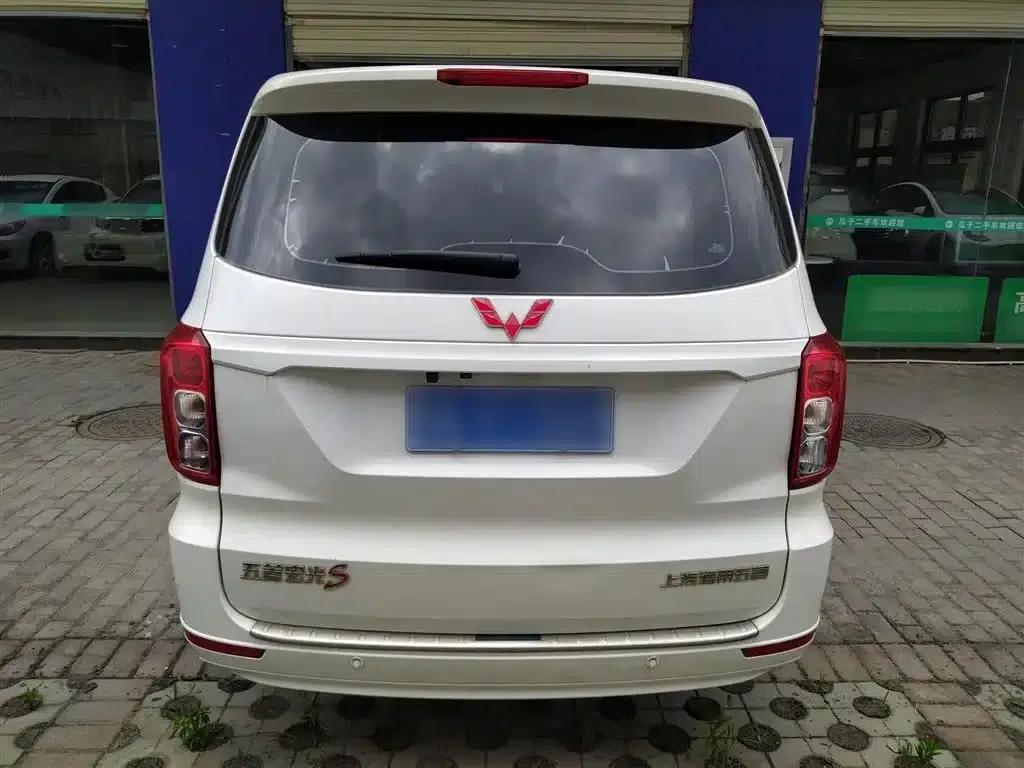 Wuling Hongguang 2018 1.5L S Comfort Model L2B — миниатюра 6