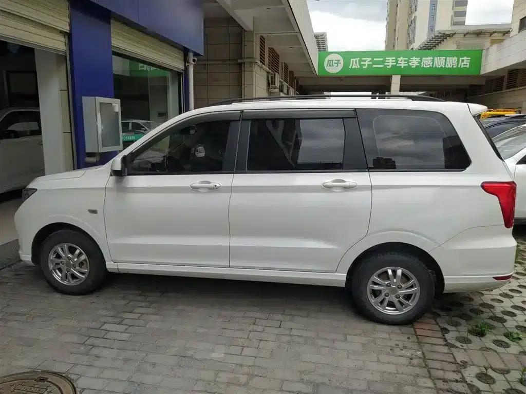 Wuling Hongguang 2018 1.5L S Comfort Model L2B — миниатюра 7