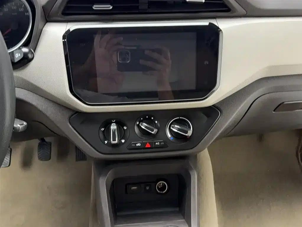 Wuling Hongguang 2021 Facelift 1.5L S Comfort Model with Hydraulic Power Steering (LAR) — миниатюра 17