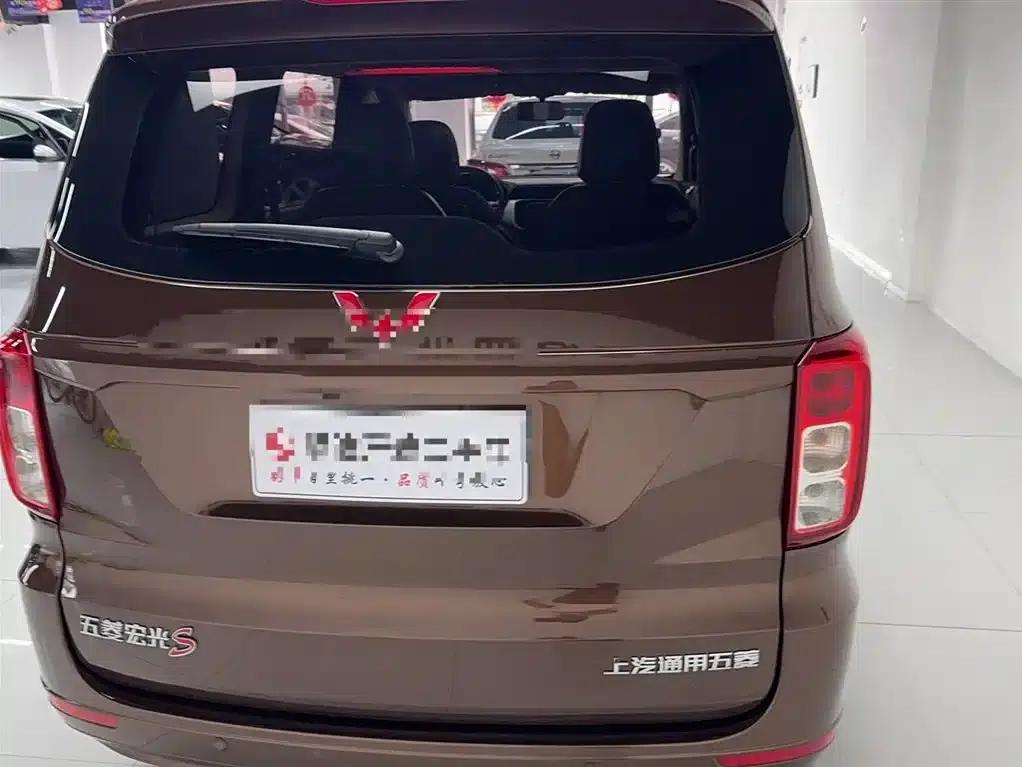Wuling Hongguang 2021 Facelift 1.5L S Comfort Model with Hydraulic Power Steering (LAR) — миниатюра 8