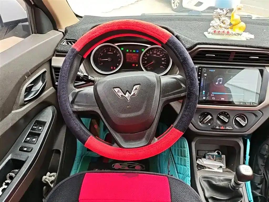 Wuling Hongguang 2021 1.5L S Standard LAR — миниатюра 11