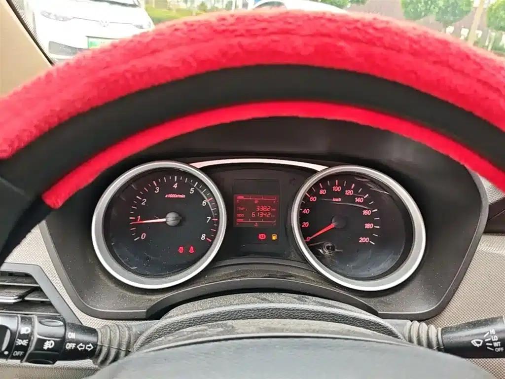 Wuling Hongguang 2021 1.5L S Standard LAR — миниатюра 12