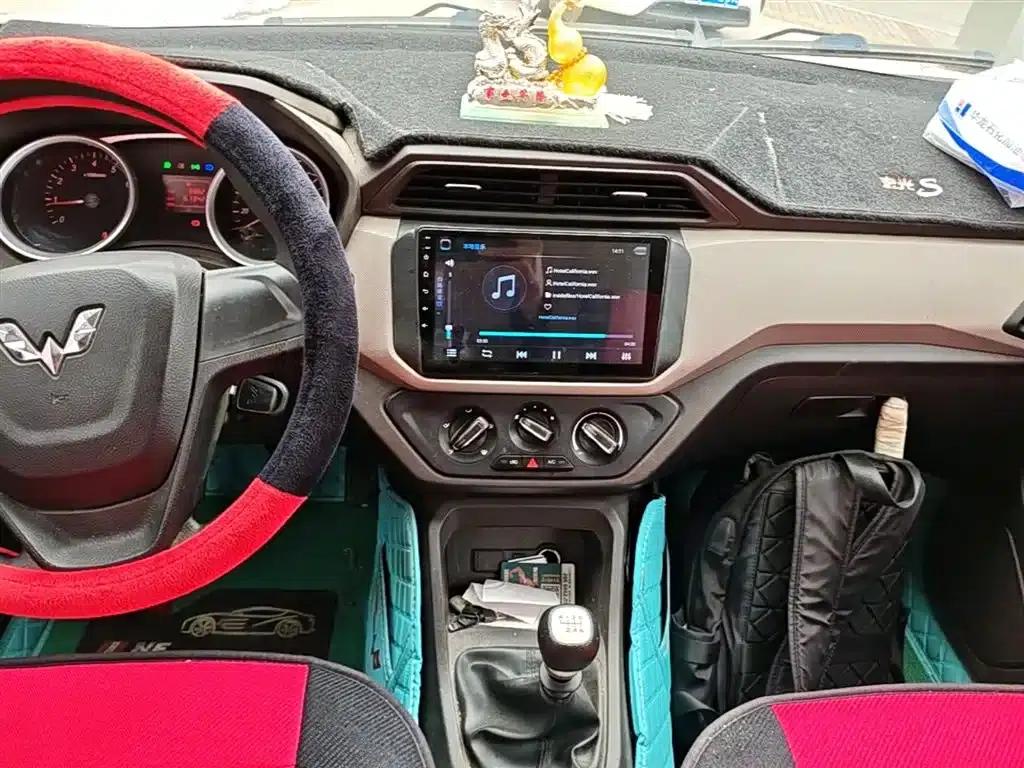 Wuling Hongguang 2021 1.5L S Standard LAR — миниатюра 13