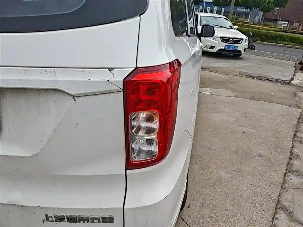 Wuling Hongguang 2021 1.5L S Standard LAR — миниатюра 8