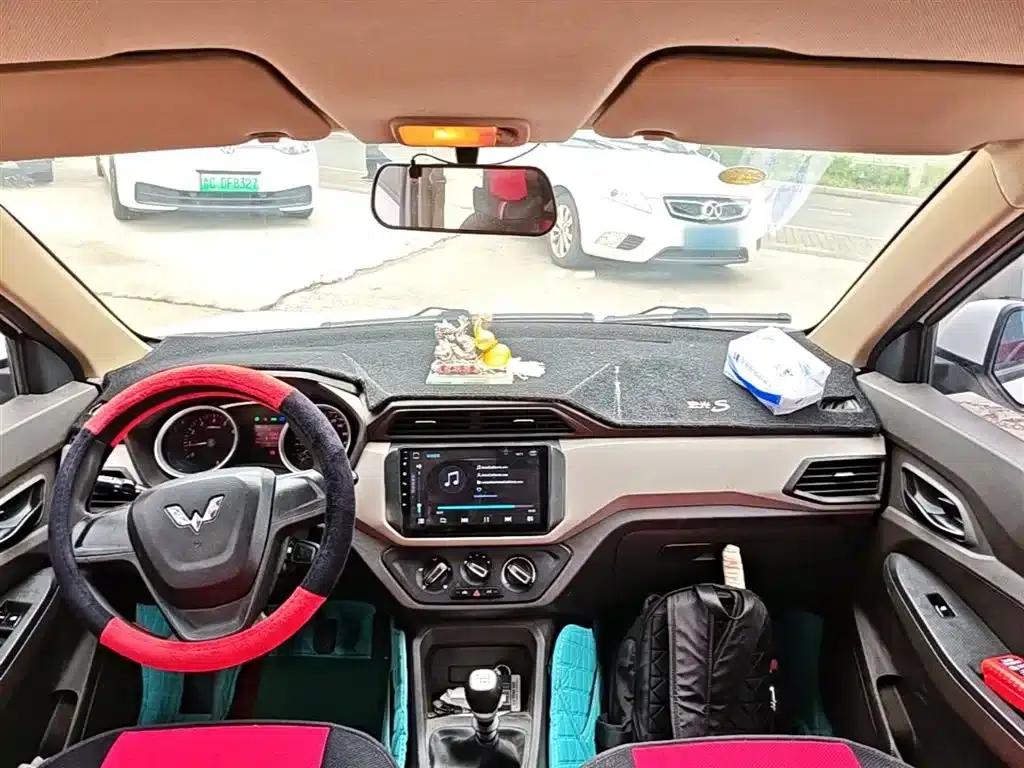Wuling Hongguang 2021 1.5L S Standard LAR — миниатюра 10