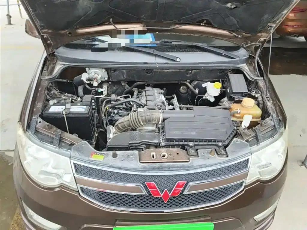 Wuling Hongguang 2014 1.5L S Standard Edition — миниатюра 20