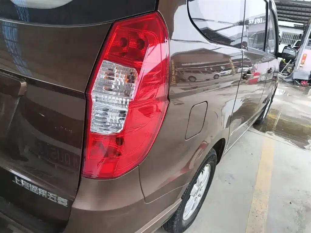 Wuling Hongguang 2014 1.5L S Standard Edition — миниатюра 8
