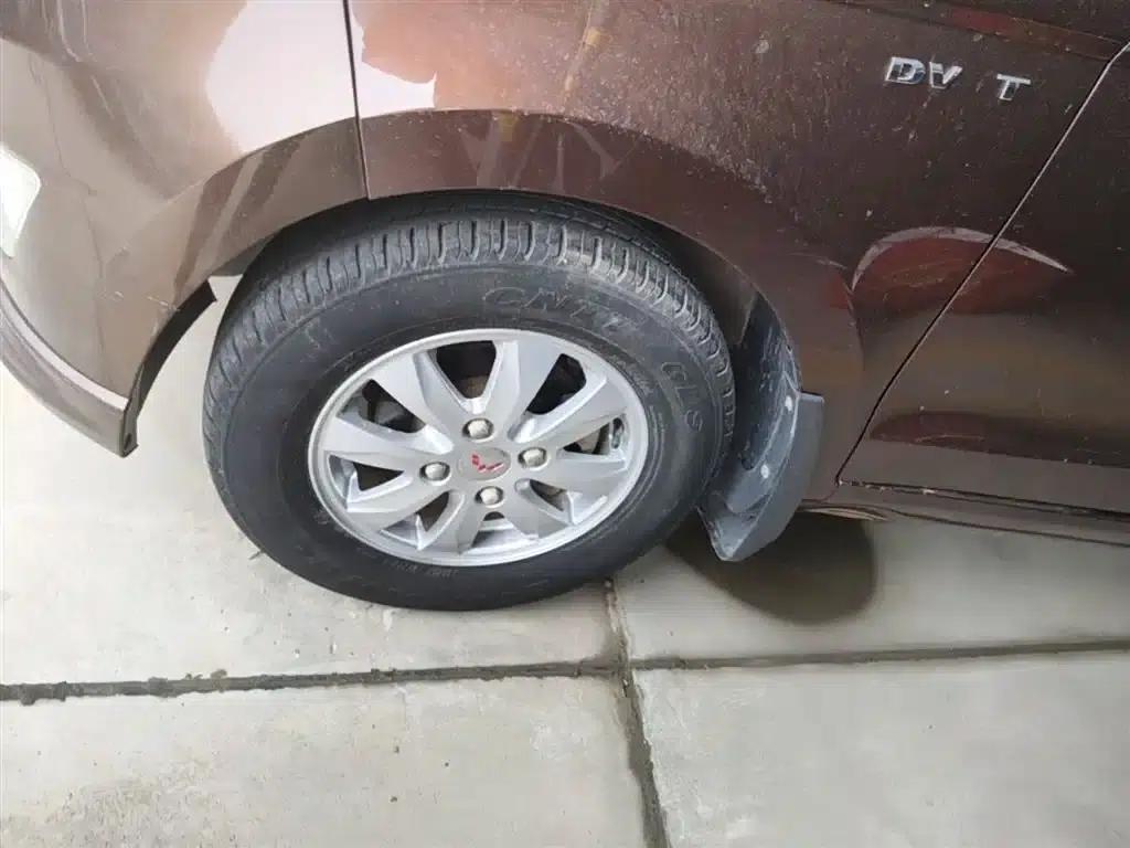 Wuling Hongguang 2014 1.5L S Standard Edition — миниатюра 23