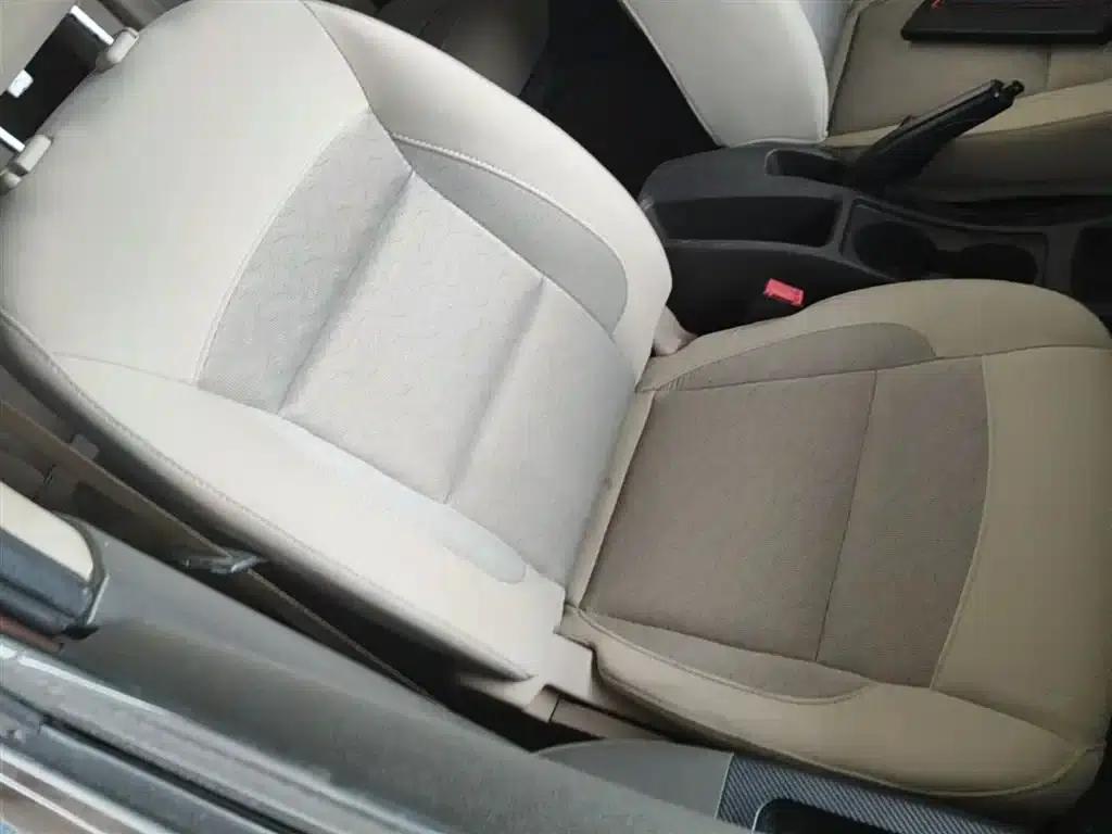 Wuling Hongguang 2014 1.5L S Standard Edition — миниатюра 25