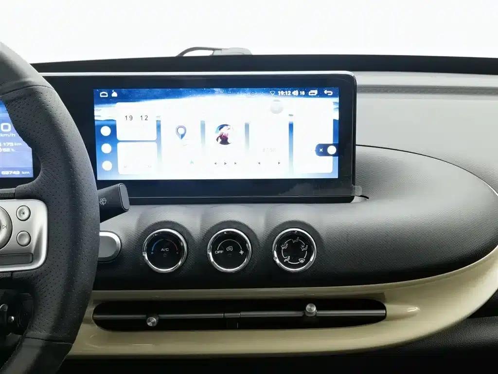 Wuling Bingo 2023 Model, 333km/h, Fast Enjoyment Edition — миниатюра 12