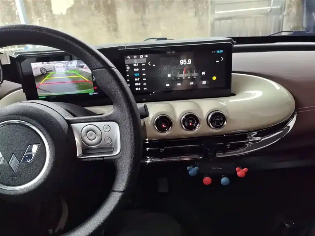 Wuling Bingo 2023 Model, 333km/h, Enjoy+ Edition — миниатюра 13