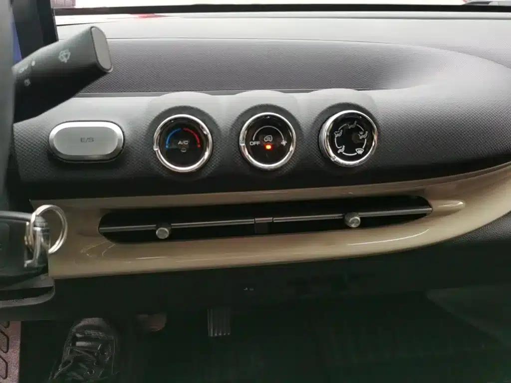 Wuling Bingo 2023 Model, 203km/h, Light Enjoyment Edition — миниатюра 13