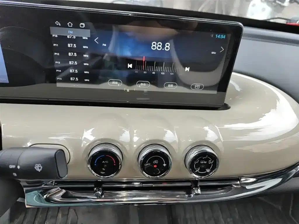 Wuling Bingo 2023 Model, 333km Range, Enjoy Edition — миниатюра 10