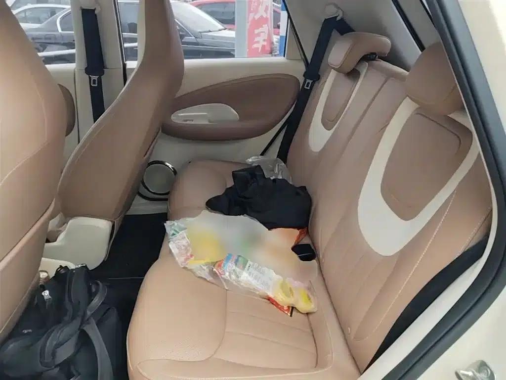 Wuling Bingo 2025 Model, 333km Range, Lingxi Connected Edition — миниатюра 17