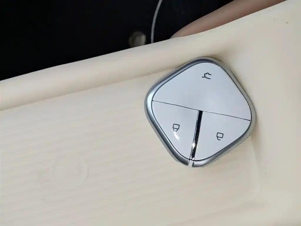 Wuling Bingo 2025 Model, 333km Range, Lingxi Connected Edition — миниатюра 9