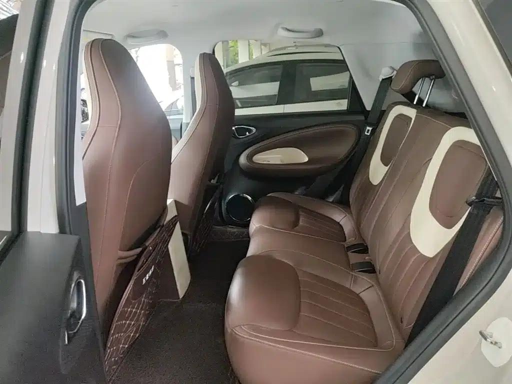 Wuling Bingo 2024 Model, 333km Range, Lingxi Connected Edition — миниатюра 17