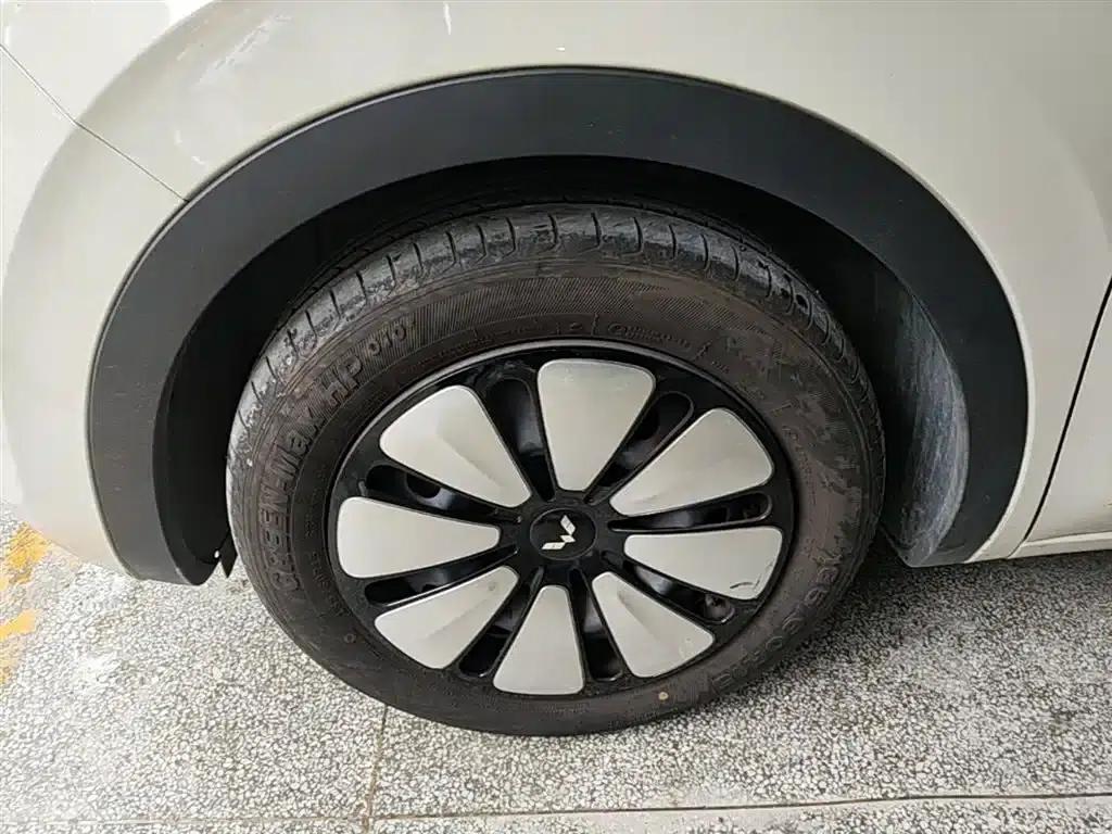 Wuling Bingo 2024 Model, 333km Range, Lingxi Connected Edition — миниатюра 23